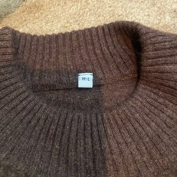 Muji sweater - Picture 5 of 6